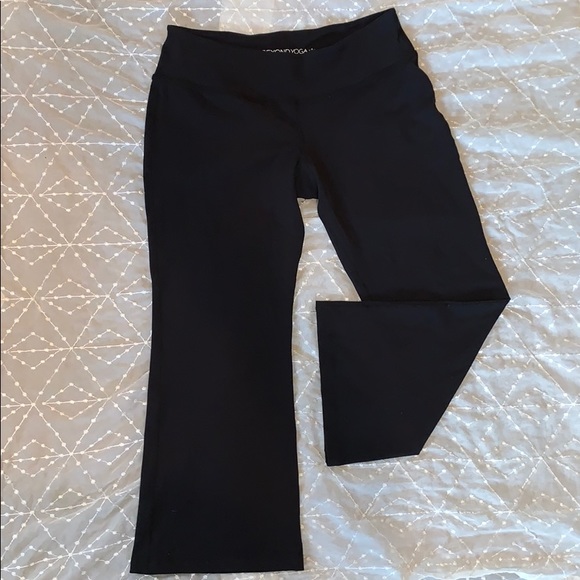 Beyond Yoga Pants - NWOT Beyond Yoga- Original Capri Legging